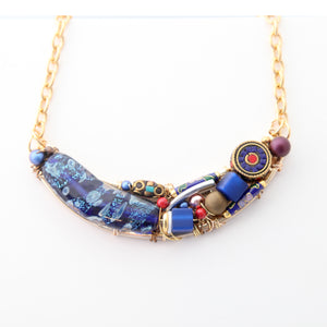 Folio Sulltan Ibrahim Miza Series-Foliio Crescent Necklace