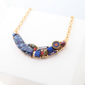 Folio Sulltan Ibrahim Miza Series-Foliio Crescent Necklace